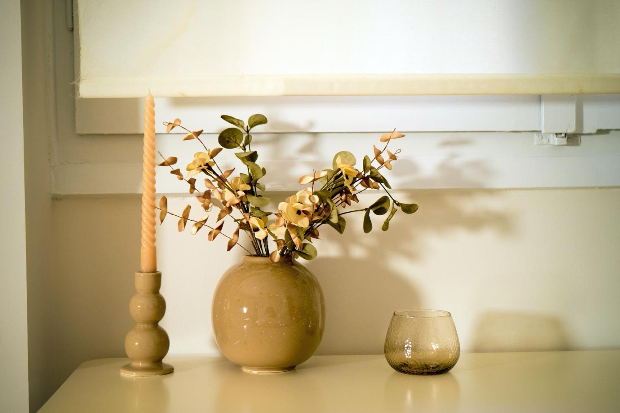 Beautiful Downtown Studio! Ioannina Bagian luar foto