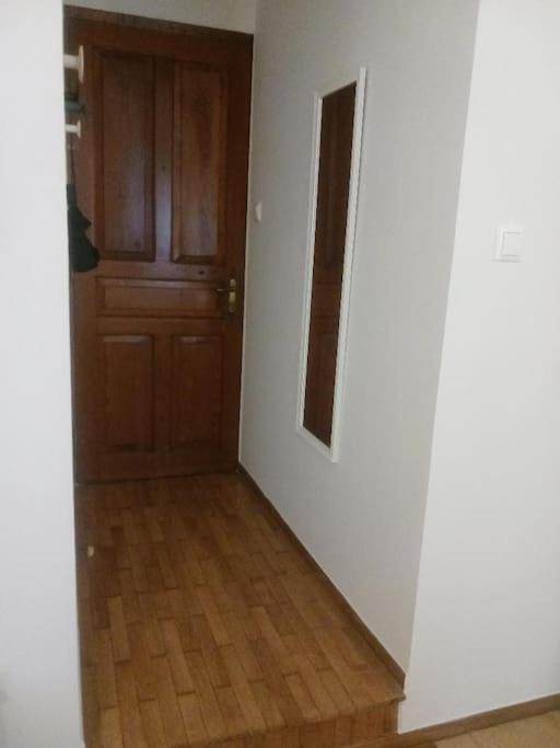 Beautiful Downtown Studio! Ioannina Bagian luar foto
